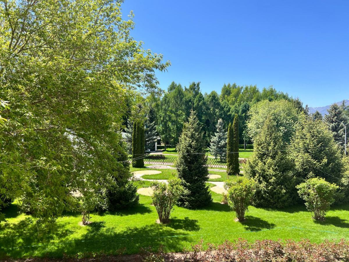 Радуга Иссык-Куль Lejlighedshotel Chon-Sary-Oy Eksteriør billede